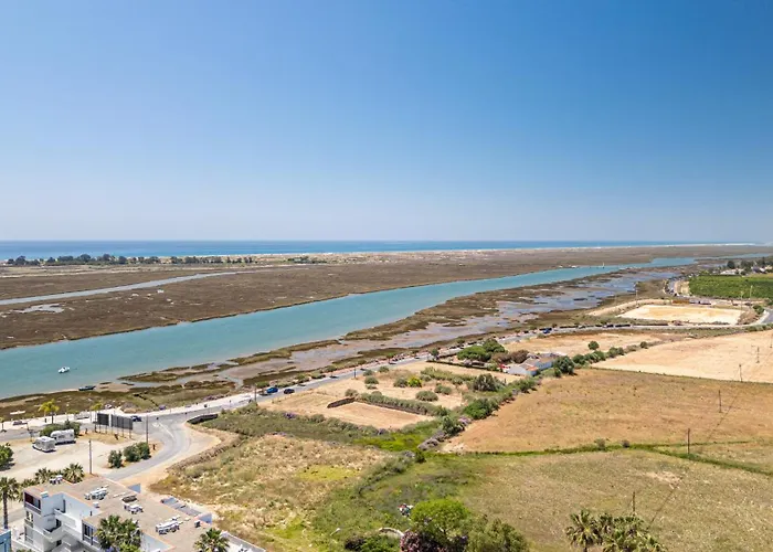 Limoeiro, Fishing Village فيلة سانتا لوزيا